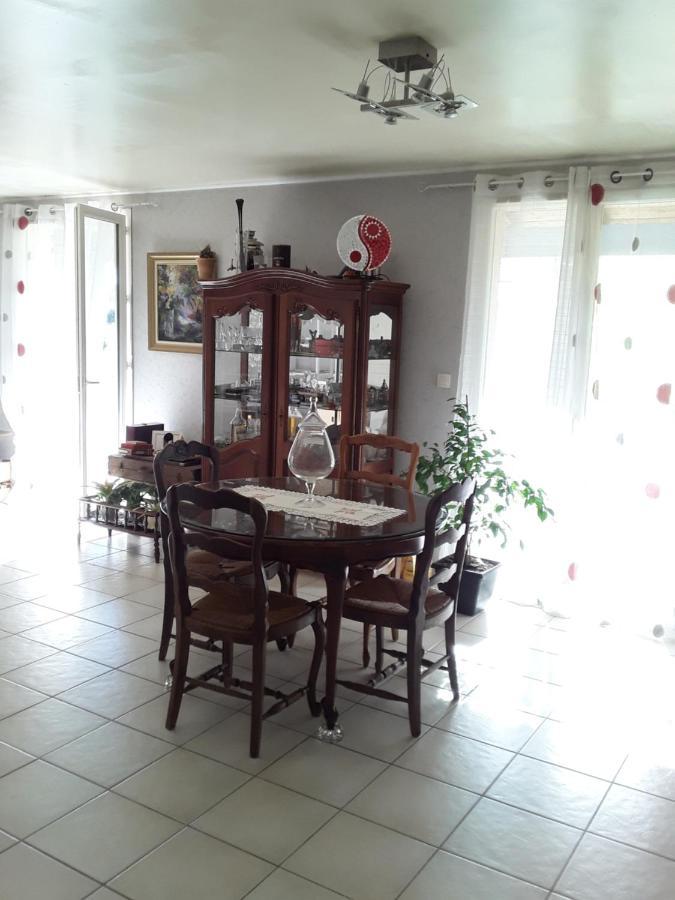 Appartamento Chez Patricia Beauchalot Esterno foto